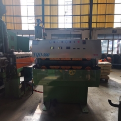 履帶牽引機(jī)