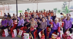 【禪誠電纜】“情暖中秋節,關愛老人行”活動