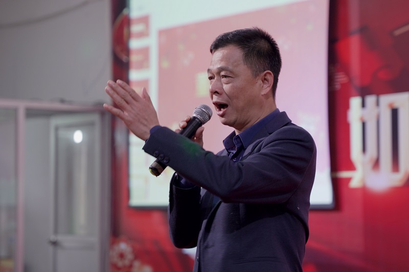 董事長(zhǎng)致辭 董事長(zhǎng)致辭