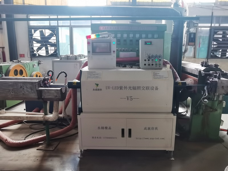 紫外光輻照交聯設備